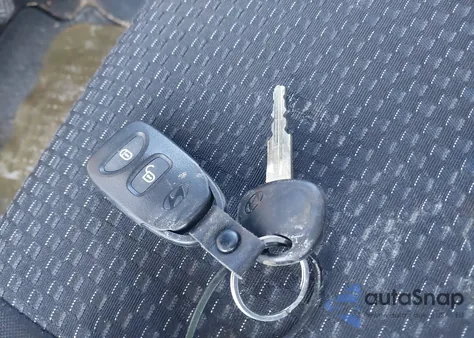 2011 Hyundai Accent Gs из США, поврежденный, VIN KMHCM3AC1BU193035